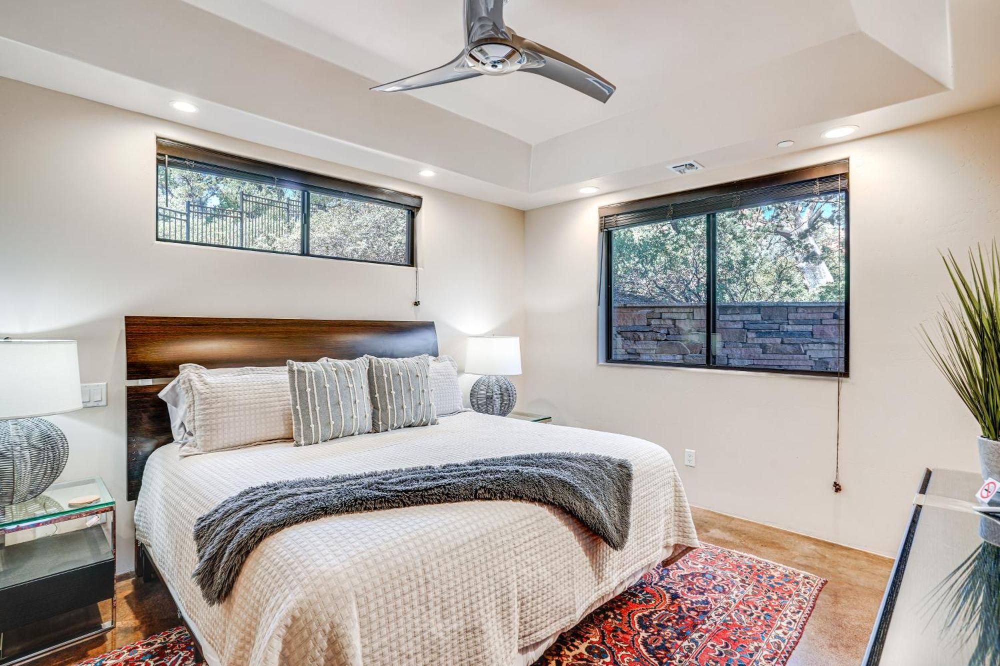 Sedona Couples Retreat With Patio Walk To Trails! Apartment Ngoại thất bức ảnh